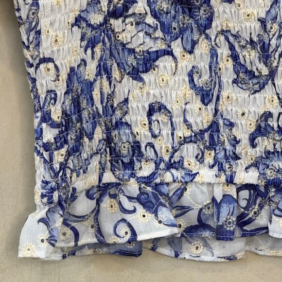 LULUS Fresh Favorite White Floral Print Eyelet Top Size M NEW Smocked - Picture 4 of 10